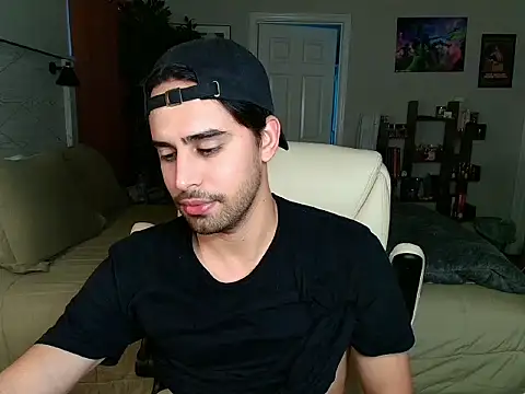 Snapshot of thonylewys chatting on 07-10-26, 10:01 thonylewys online show from 07-10-26, 10:01