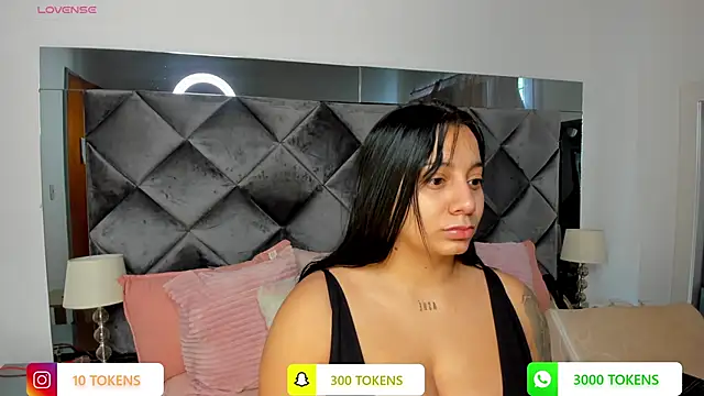 sofhiaa adaams online show from 02-20-25, 03:08