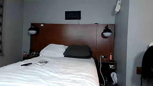 Snapshot of kittykat_1999@xh chatting on 12-06-24, 03:52 kittykat 1999xh online show from 12-06-24, 03:52