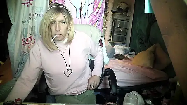 Ombeline1 online show from 02-18-25, 01:33