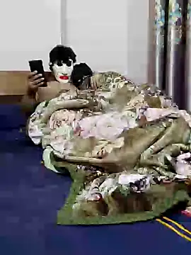 Snapshot of zentaishow chatting on 12-10-24, 06:17 zentaishow online show from 12-10-24, 06:17