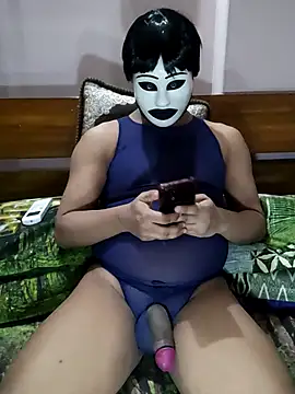 Snapshot of zentaishow chatting on 10-13-25, 11:43 zentaishow online show from 10-13-25, 11:43