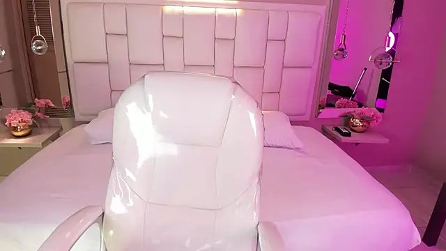 Biancax  online show from 02-15-26, 04:09