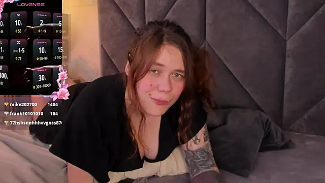 SophiePure online show from 02-09-25, 03:11