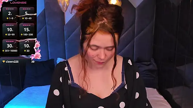 SophiePure online show from 02-24-25, 11:30