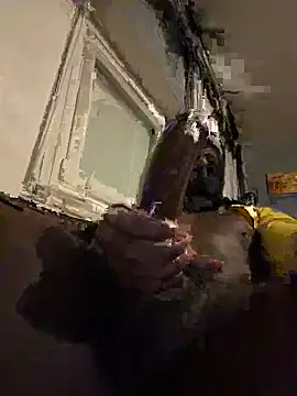 Snapshot of elninoblacko chatting on 03-25-26, 12:38 elninoblacko online show from 03-25-26, 12:38