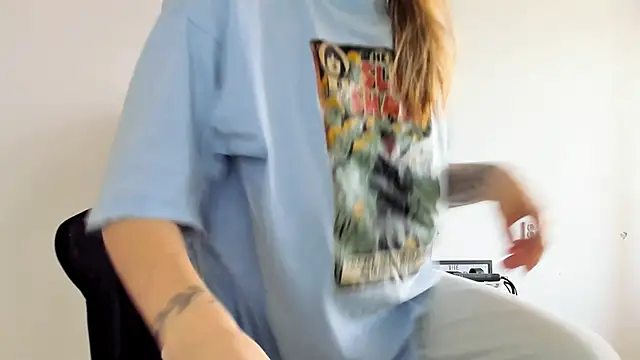 emmamurrr online show from 12-14-25, 10:31