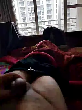 Snapshot of Nuttysub chatting on 12-27-24, 05:20 Nuttysub online show from 12-27-24, 05:20