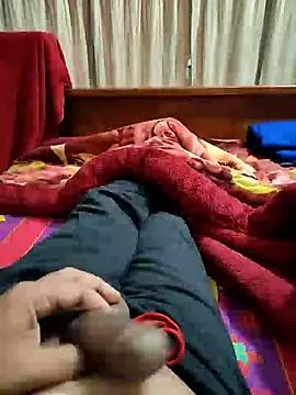 Snapshot of Nuttysub chatting on 01-10-25, 02:35 Nuttysub online show from 01-10-25, 02:35