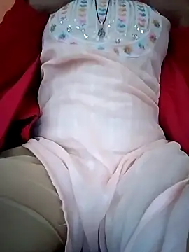 Snapshot of Mangla_Bhabhi chatting on 12-09-24, 03:40 Mangla Bhabhi online show from 12-09-24, 03:40