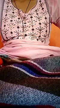 Snapshot of Mangla_Bhabhi chatting on 12-27-24, 08:24 Mangla Bhabhi online show from 12-27-24, 08:24