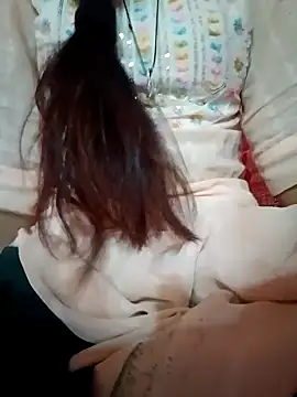 Snapshot of Mangla_Bhabhi chatting on 02-19-25, 02:01 Mangla Bhabhi online show from 02-19-25, 02:01