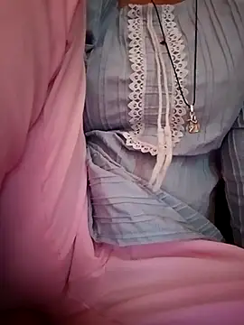 Snapshot of Mangla_Bhabhi chatting on 03-21-25, 01:34 Mangla Bhabhi online show from 03-21-25, 01:34