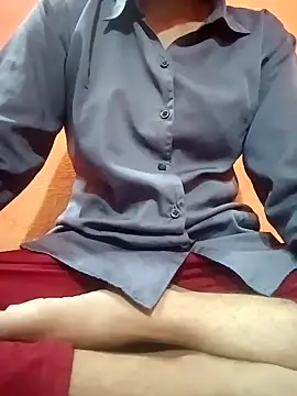 Snapshot of Mangla_Bhabhi chatting on 10-14-25, 02:12 Mangla Bhabhi online show from 10-14-25, 02:12