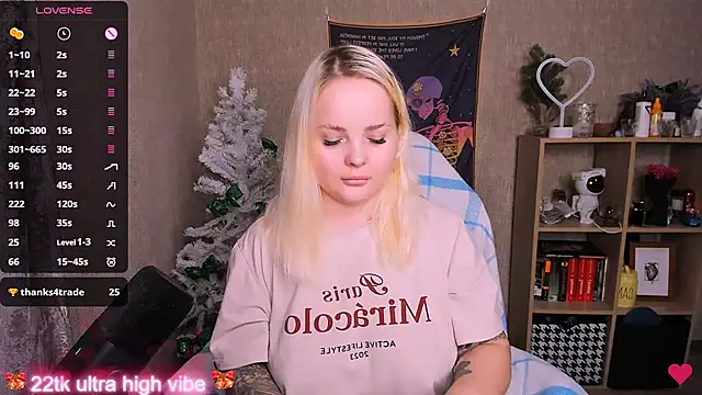 Snapshot of flower_sarah_ chatting on 01-14-25, 03:36 flower sarah online show from 01-14-25, 03:36