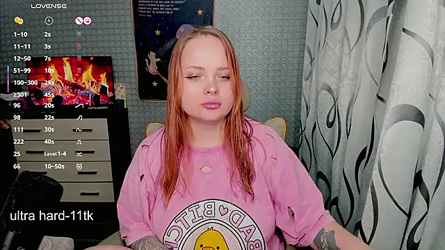 Snapshot of flower_sarah_ chatting on 05-26-26, 03:19 flower sarah online show from 05-26-26, 03:19