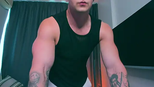 Snapshot of Samuel_Andrew chatting on 02-17-25, 08:41 Samuel Andrew online show from 02-17-25, 08:41