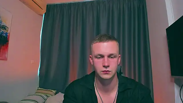 Snapshot of Samuel_Andrew chatting on 03-06-25, 05:57 Samuel Andrew online show from 03-06-25, 05:57