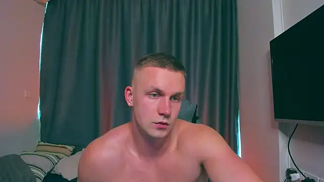 Snapshot of Samuel_Andrew chatting on 03-08-25, 07:16 Samuel Andrew online show from 03-08-25, 07:16