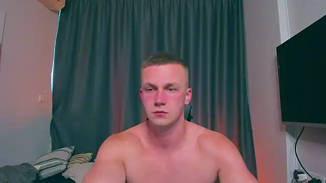 Snapshot of Samuel_Andrew chatting on 03-10-25, 03:23 Samuel Andrew online show from 03-10-25, 03:23