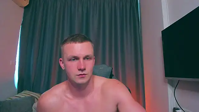 Snapshot of Samuel_Andrew chatting on 03-17-25, 02:41 Samuel Andrew online show from 03-17-25, 02:41