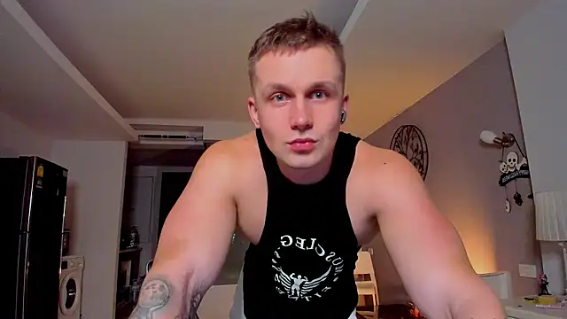 Snapshot of Samuel_Andrew chatting on 11-25-25, 02:33 Samuel Andrew online show from 11-25-25, 02:33