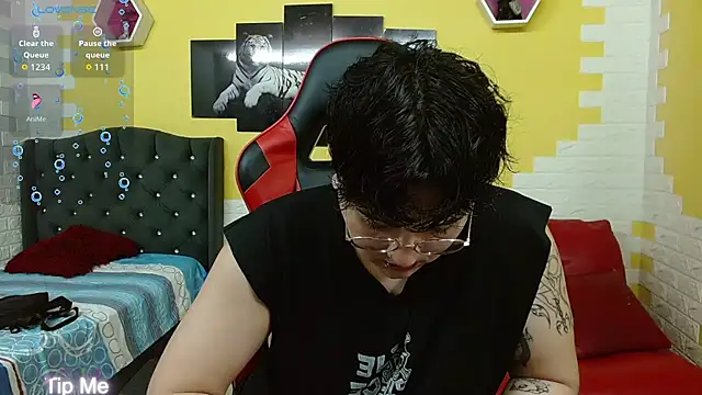 isabeautyx19 online show from 12-16-25, 01:54