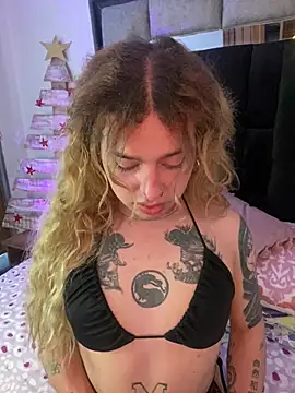 Bonnie vega online show from 12-12-24, 07:37
