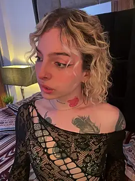 Snapshot of Bonnie_vega chatting on 01-14-26, 08:25 Bonnie vega online show from 01-14-26, 08:25