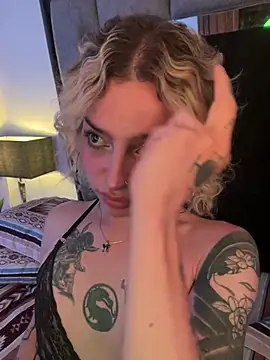 Snapshot of Bonnie_vega chatting on 01-16-26, 08:46 Bonnie vega online show from 01-16-26, 08:46