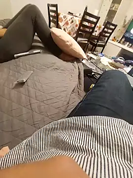 mia69x online show from 10-17-25, 08:00