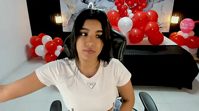 Ivy 16 online show from 02-12-25, 12:01