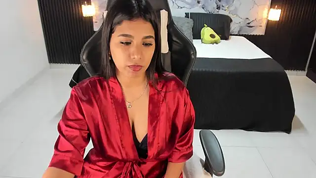 Ivy 16 online show from 03-15-25, 03:27