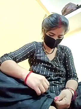 Snapshot of Mamta_Chaterjee chatting on 12-07-24, 02:20 Mamta Chaterjee online show from 12-07-24, 02:20