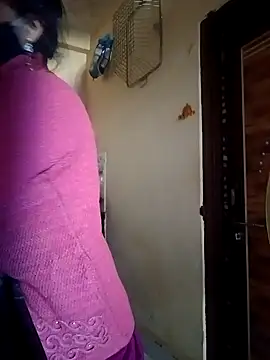 Snapshot of Mamta_Chaterjee chatting on 12-13-24, 02:10 Mamta Chaterjee online show from 12-13-24, 02:10