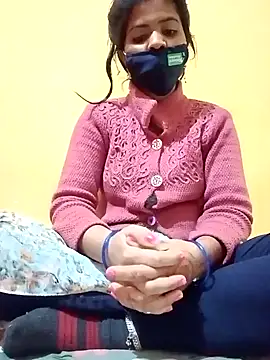 Snapshot of Mamta_Chaterjee chatting on 01-04-25, 02:35 Mamta Chaterjee online show from 01-04-25, 02:35