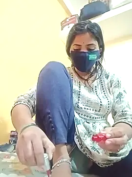 Snapshot of Mamta_Chaterjee chatting on 01-11-25, 04:14 Mamta Chaterjee online show from 01-11-25, 04:14