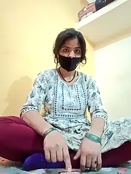 Snapshot of Mamta_Chaterjee chatting on 01-13-25, 02:39 Mamta Chaterjee online show from 01-13-25, 02:39