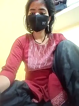 Snapshot of Mamta_Chaterjee chatting on 02-14-25, 02:07 Mamta Chaterjee online show from 02-14-25, 02:07