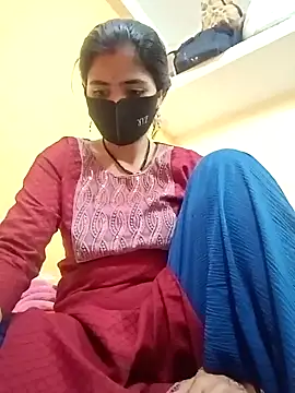 Snapshot of Mamta_Chaterjee chatting on 02-21-25, 03:34 Mamta Chaterjee online show from 02-21-25, 03:34