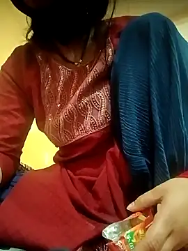 Snapshot of Mamta_Chaterjee chatting on 03-05-25, 02:46 Mamta Chaterjee online show from 03-05-25, 02:46
