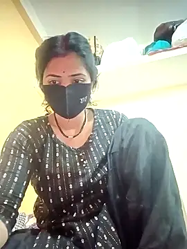 Snapshot of Mamta_Chaterjee chatting on 03-08-25, 09:50 Mamta Chaterjee online show from 03-08-25, 09:50