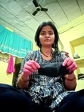 Snapshot of Mamta_Chaterjee chatting on 03-15-25, 01:30 Mamta Chaterjee online show from 03-15-25, 01:30