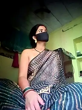 Snapshot of Mamta_Chaterjee chatting on 03-17-25, 01:46 Mamta Chaterjee online show from 03-17-25, 01:46