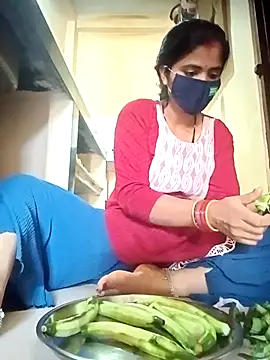 Snapshot of Mamta_Chaterjee chatting on 10-02-25, 03:35 Mamta Chaterjee online show from 10-02-25, 03:35