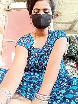 Snapshot of Mamta_Chaterjee chatting on 05-06-26, 01:25 Mamta Chaterjee online show from 05-06-26, 01:25