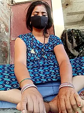 Snapshot of Mamta_Chaterjee chatting on 05-07-26, 01:11 Mamta Chaterjee online show from 05-07-26, 01:11