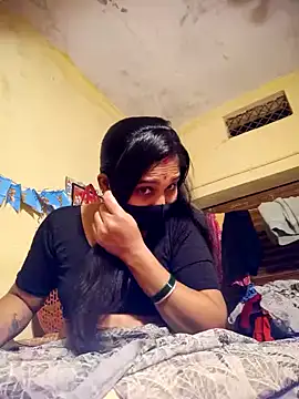 Snapshot of Hi_Radhika chatting on 01-18-25, 04:31 Hi Radhika online show from 01-18-25, 04:31