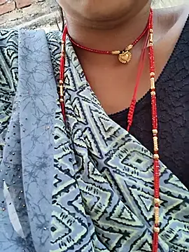 Snapshot of Hi_Radhika chatting on 03-02-25, 04:53 Hi Radhika online show from 03-02-25, 04:53