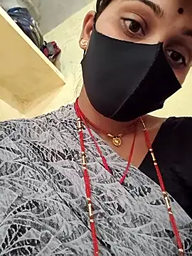 Snapshot of Hi_Radhika chatting on 03-07-25, 08:45 Hi Radhika online show from 03-07-25, 08:45